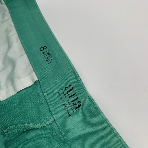 ANA A New Approach Twill Flat Front Shorts Size 8 Womens Solid Mint Green Casual - Picture 3 of 7